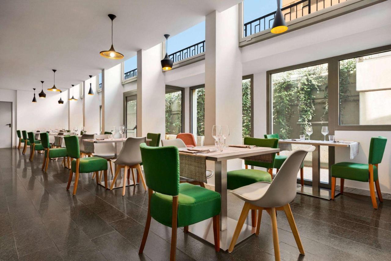 Wyndham Garden Firenze Bagian luar foto